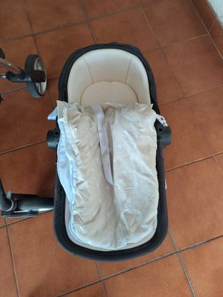 Silla bebé. REGALO: BOLSA,SOMBRILLA,BURBUJ, CUNA.