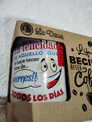 NUEVAS Tazas personalizadas + Bombones surtidos