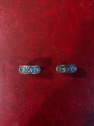 Pareja de anillos de plata de ley