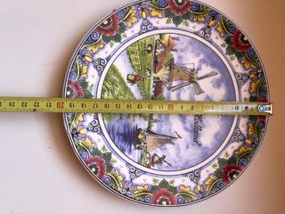 piatti decorativi in ceramica