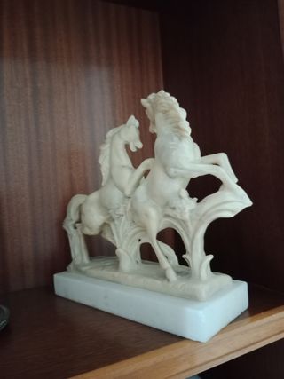 Figura de caballos 