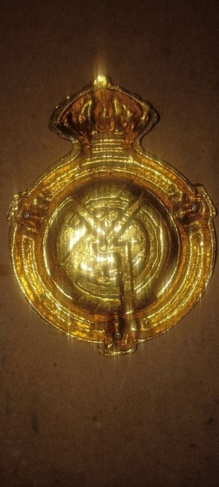 CENICERO BRONCE BAÑADO  ORO ESCUDO REAL MADRID 196