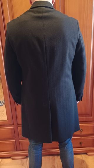 Abrigo de paño de caballero marca HyM