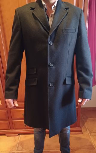 Abrigo de paño de caballero marca HyM