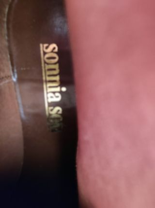 Botines de piel buena.muy bonitos