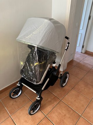 Carro bebé Bugaboo Fox2 con accesorios