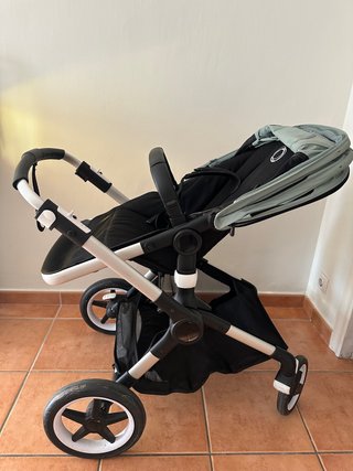 Carro bebé Bugaboo Fox2 con accesorios