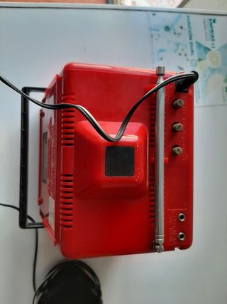 Pequeño televisor