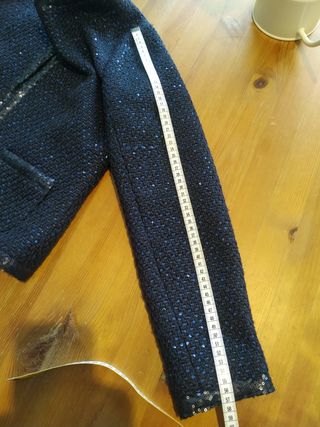 Chaqueta Corte Chanel con Etiqueta. Nueva