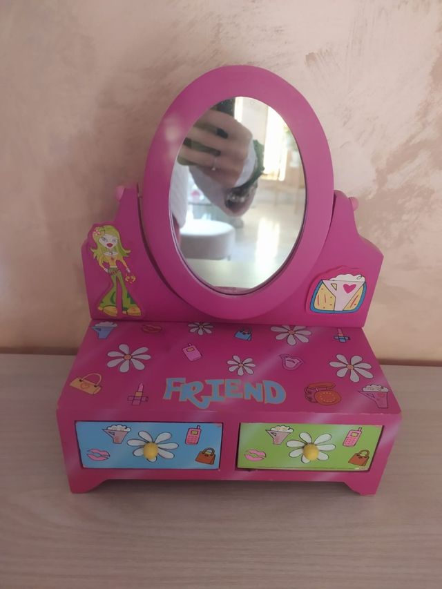 Portagioie con specchio e cassetti in legno