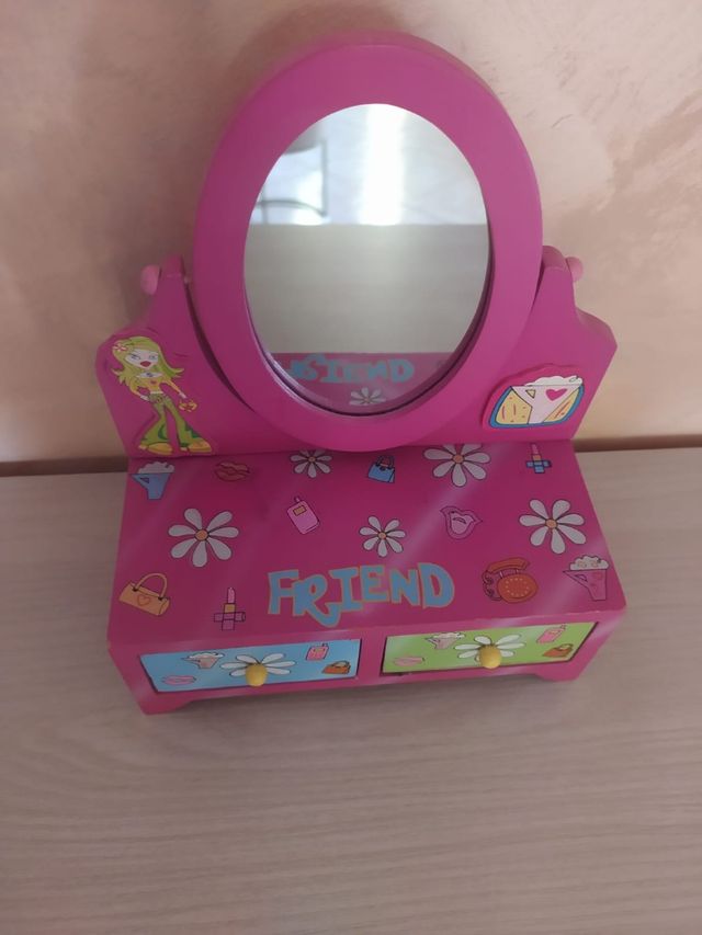 Portagioie con specchio e cassetti in legno