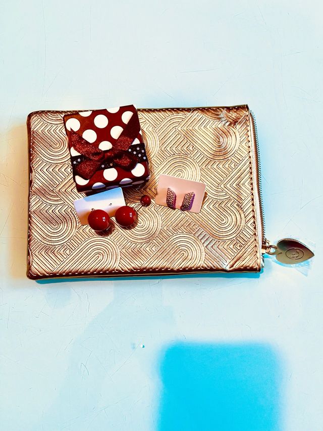 SET POCHETTE E ORECCHINI