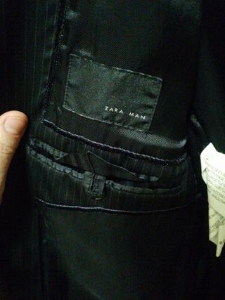 Traje Zara