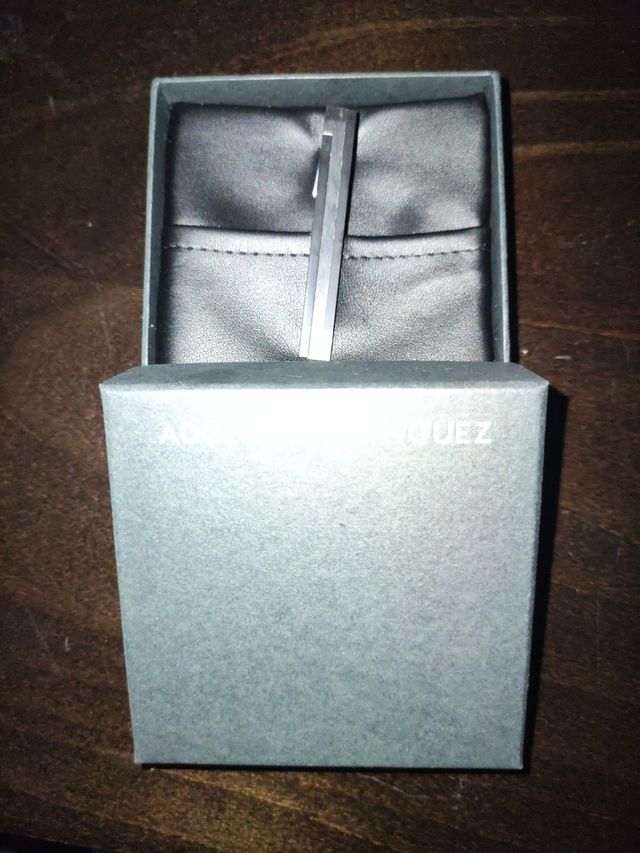 Pasador corbata Adolfo Domínguez