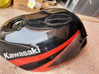 KAWASAKI ZZR 600 DESPIECE