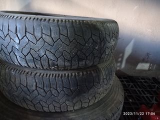 Pareja de neumáticos Michelin 155/70/13