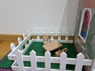 casa madera muñecas