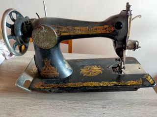 Máquina de Coser antigua  Sigma