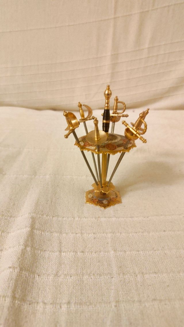 Stuzzichini Spadine spagnoli