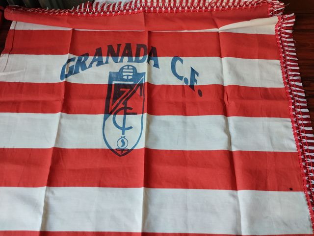 Granada C.F. 3 artículos. Antiguo Los Cármenes