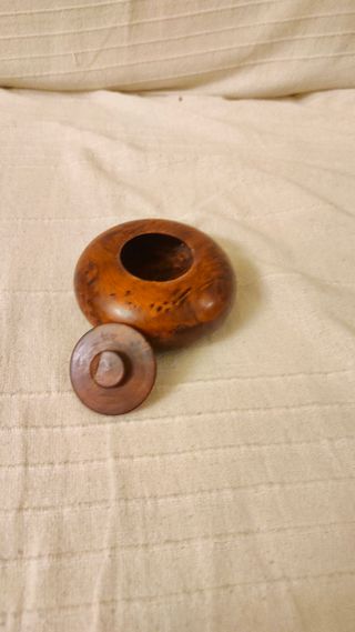 Vasetto in legno d'ulivo