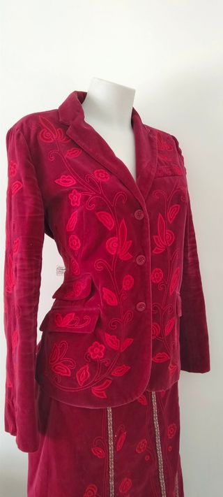 Conjunto aterciopelado de vestir 