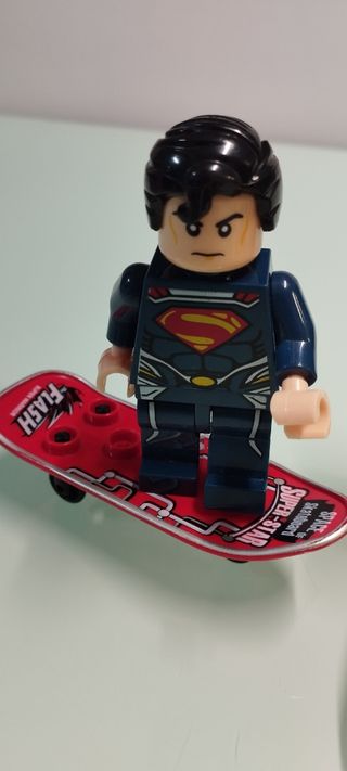 Personaggi con skate