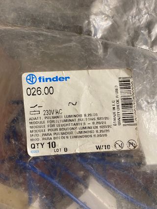 Condensatore pulsante luminosi FINDER 026.00