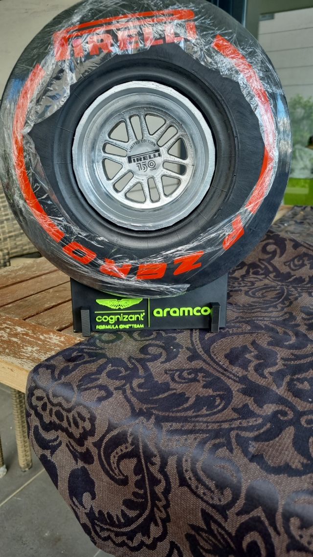 Pirelli PZero F1 poleman ideal aficionado F1