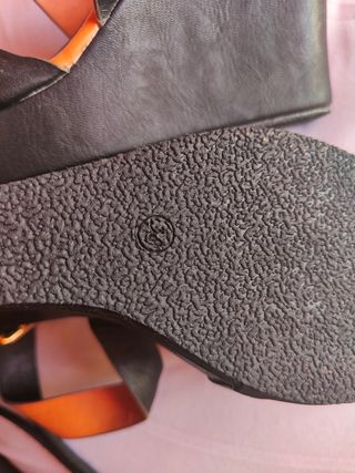 Zapatos cuña 38 sin estrenar tino González 