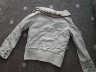 Cazadora chica " Bershka "