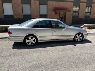 Mercedes-Benz Clase E 1999
