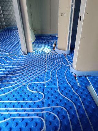 Instalación de suelo radiante