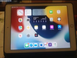 Lote 2 iPad y 1 teléfonos