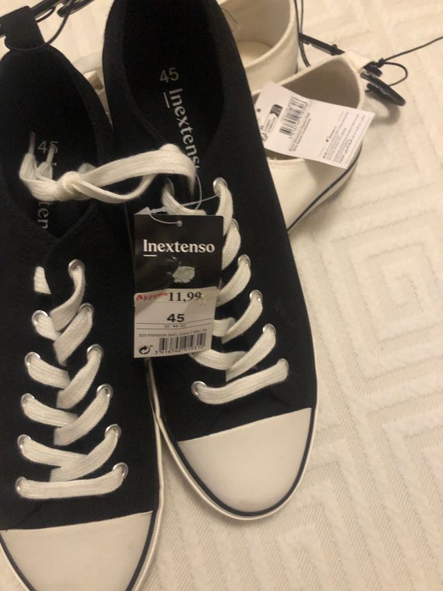 bambas negras y blancas num 45