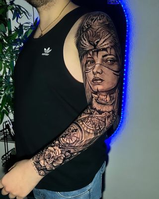 tatuaje de manga externa completa