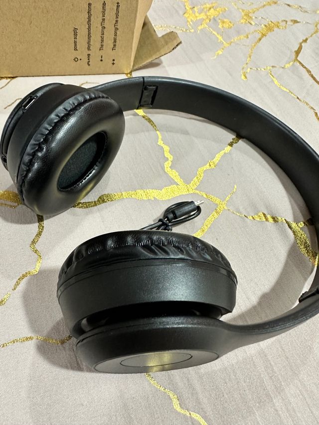 Auriculares NUEVOS  p47