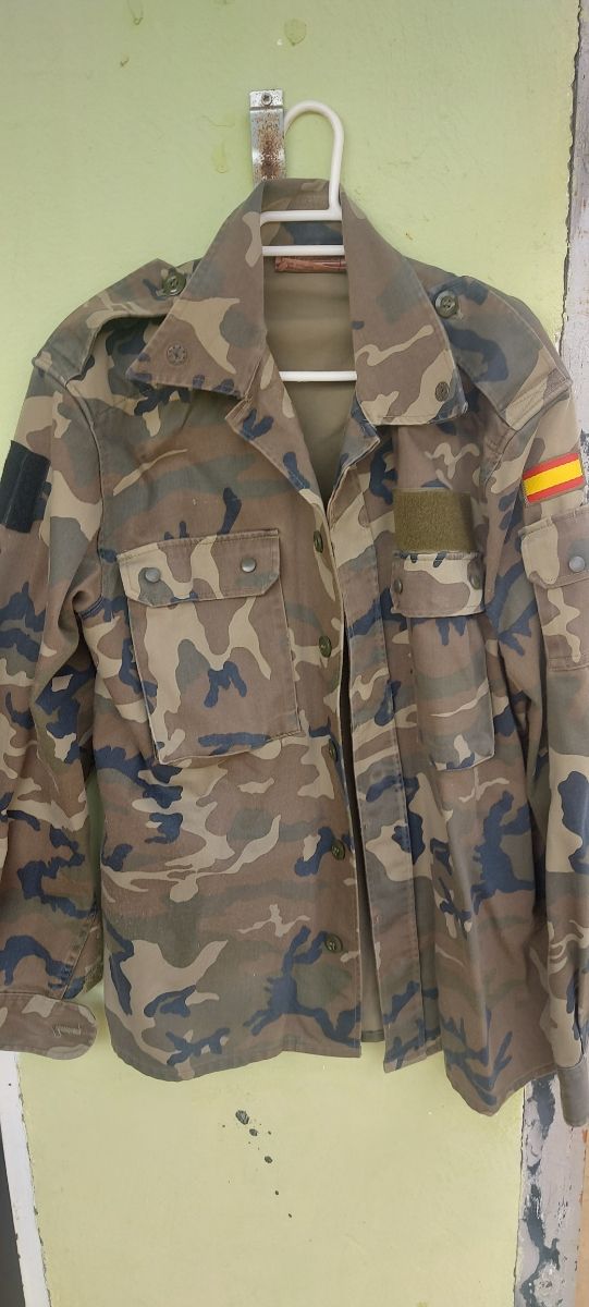 Antigua camisola ejército