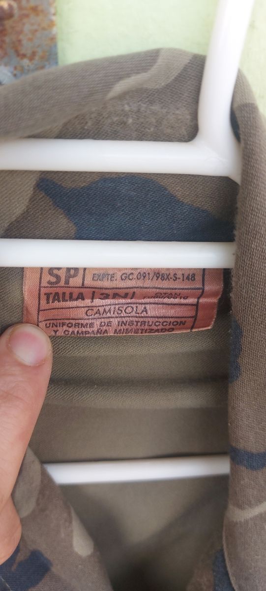 Antigua camisola ejército