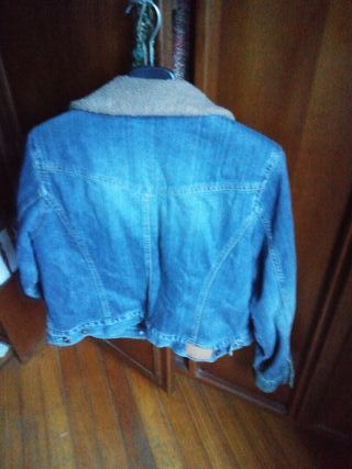 Cazadora vaquera de invierno, River Island.T. 16