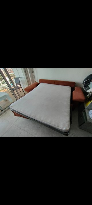 Sofa cama.