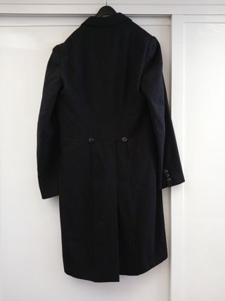 CHAQUÉ COMPLETO: CHAQUÉ, PANTALÓN Y CHALECO GRIS