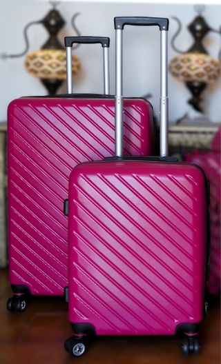 Maleta Mediana 20 Kgs + Pequeña 10 kg