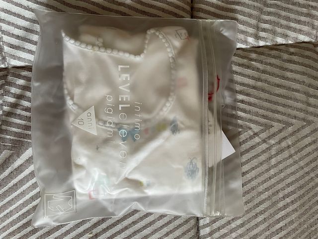 Canottiera bimba 10 anni Level e Leven