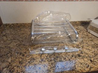 Estante perchero de baño cromado 