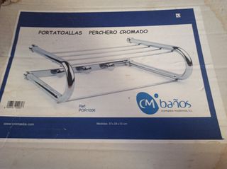Estante perchero de baño cromado 