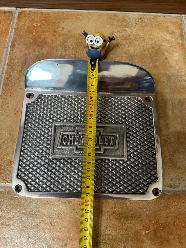 Placa para estribera coche antiguo Chevrolet