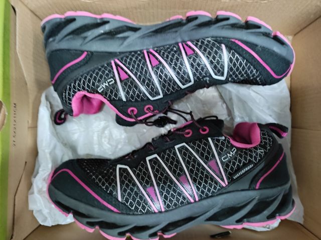 Calzado CMP Waterproof n. 34 EUR