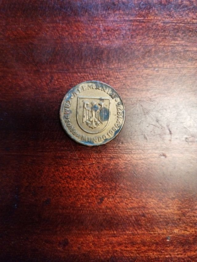 Vendo moneda mundial 1982