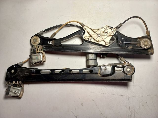 ELEVALUNAS DELANTERO IZQUIERDO  MERCEDES-BENZ